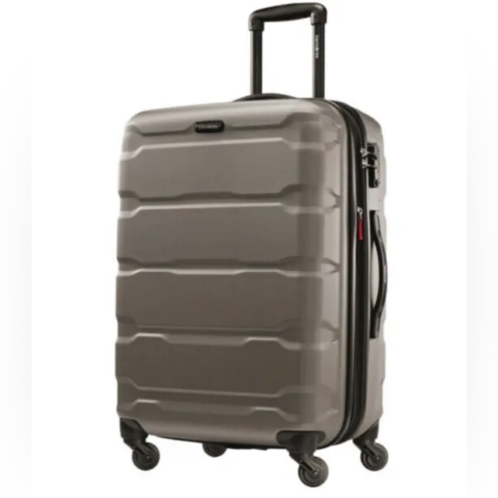 SOLD-Samsonite Omni 68309-1776 24 inch Spinner Luggage-Silver Hardcase